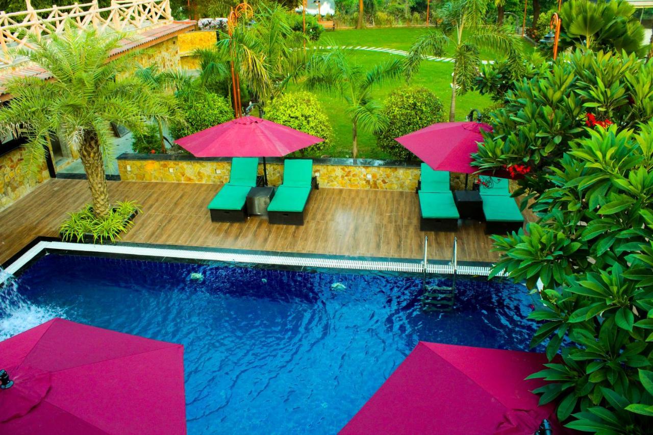 Krishna Riverside Resort Vasad エクステリア 写真