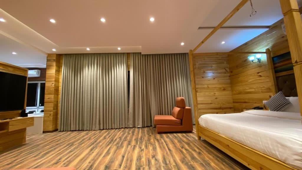 Krishna Riverside Resort Vasad エクステリア 写真