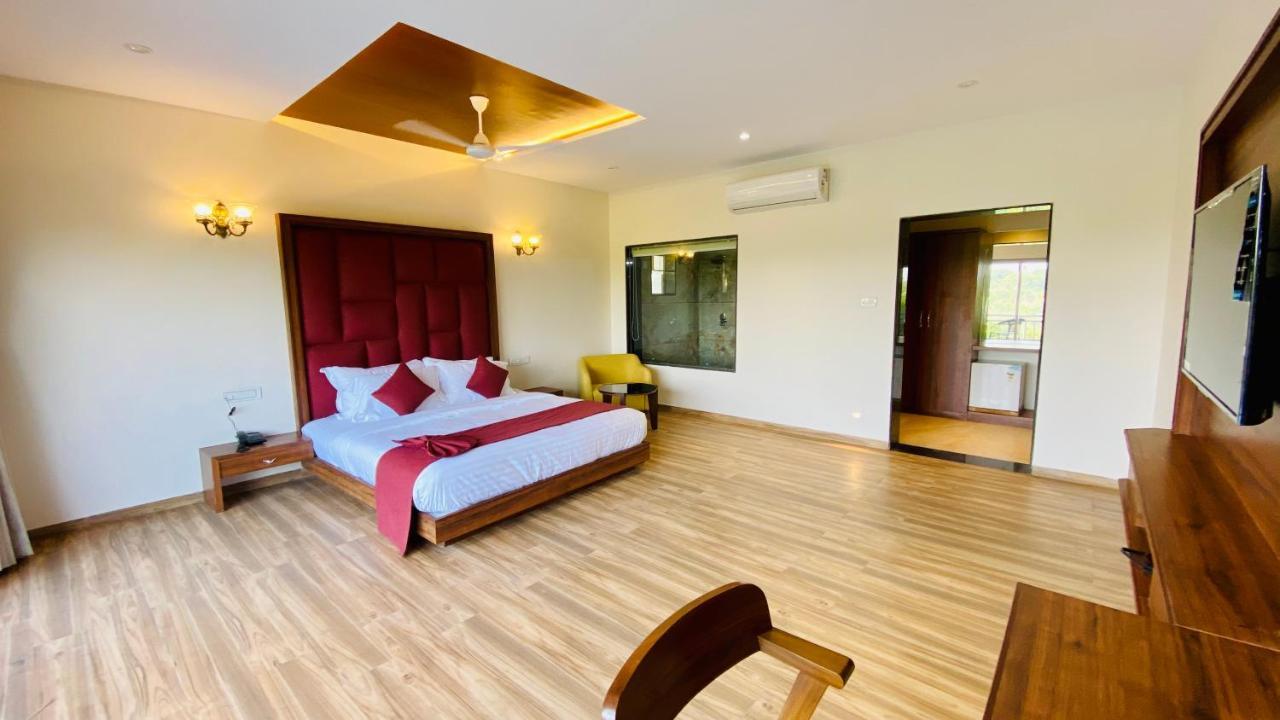 Krishna Riverside Resort Vasad エクステリア 写真