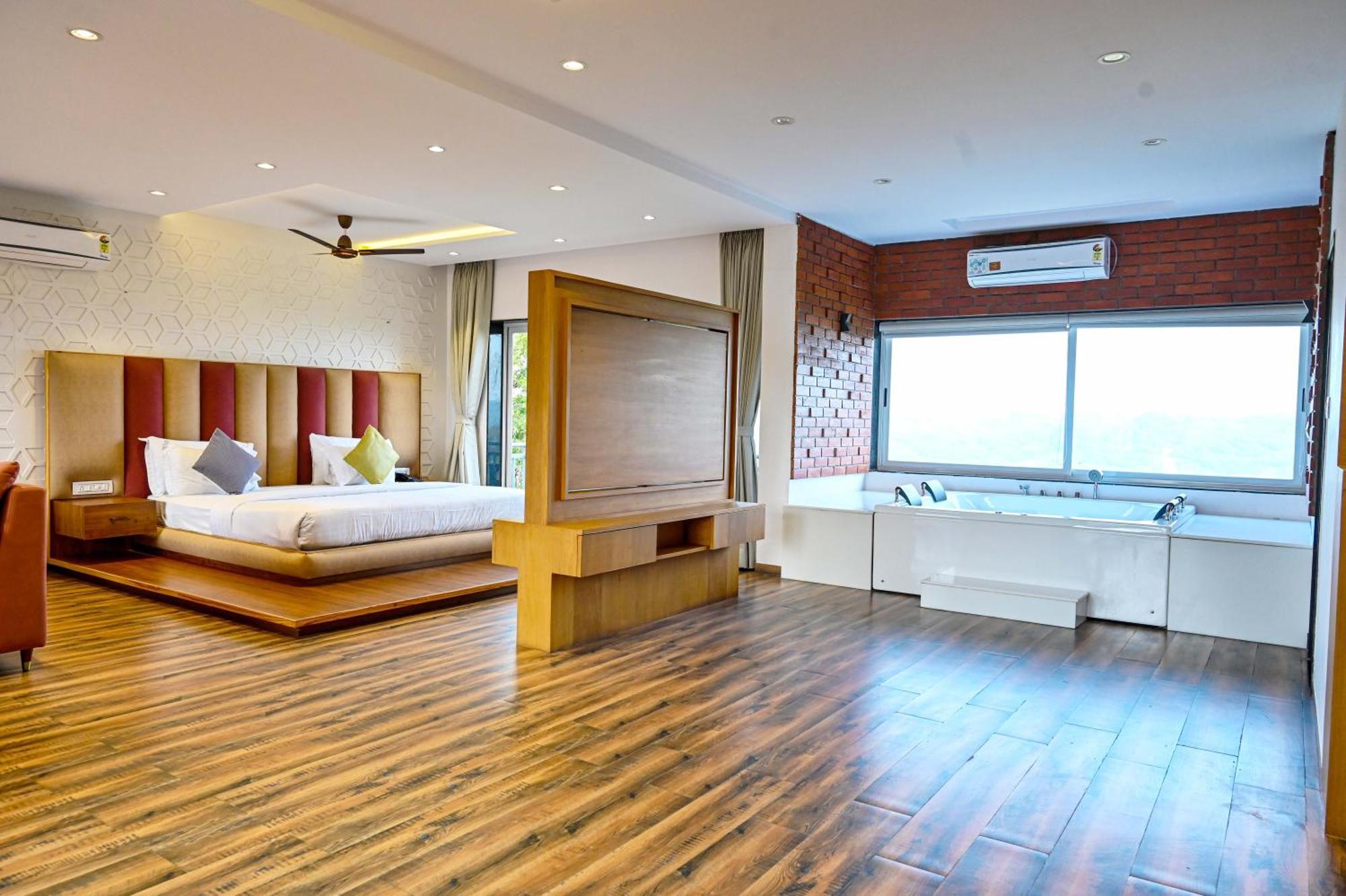 Krishna Riverside Resort Vasad エクステリア 写真