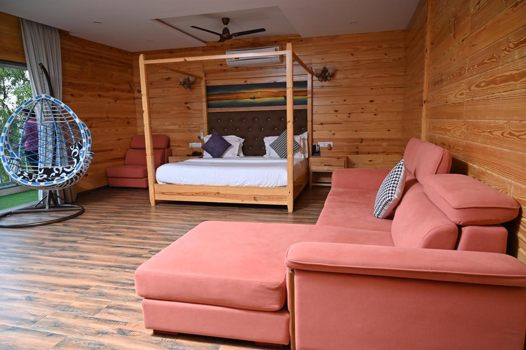 Krishna Riverside Resort Vasad エクステリア 写真