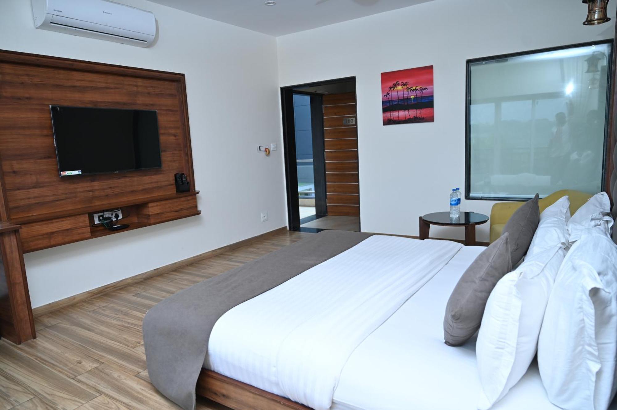 Krishna Riverside Resort Vasad エクステリア 写真